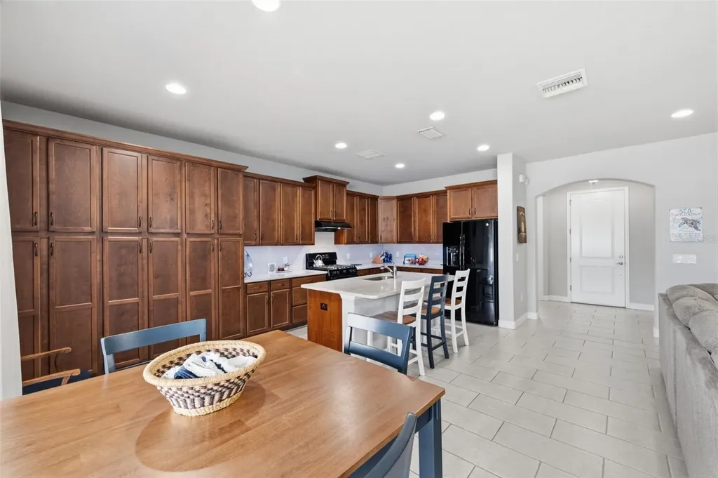 123 N Florida Avenue Tarpon Springs FL 34689