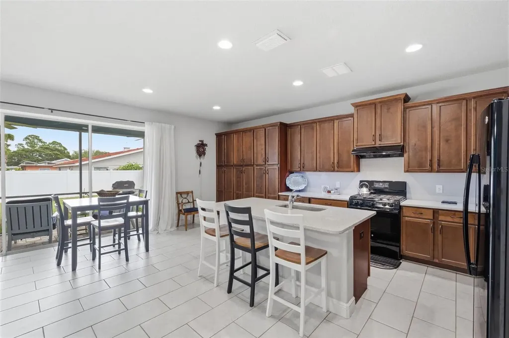 123 N Florida Avenue Tarpon Springs FL 34689