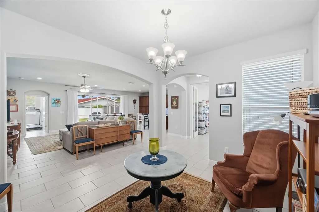 123 N Florida Avenue Tarpon Springs FL 34689