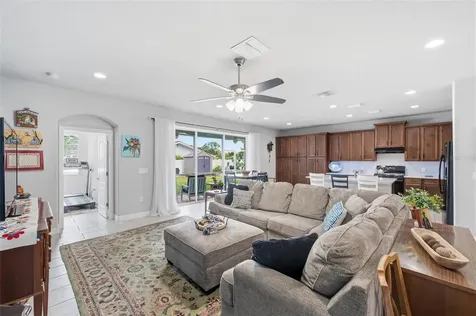 123 N Florida Avenue Tarpon Springs FL 34689
