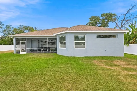 123 N Florida Avenue Tarpon Springs FL 34689