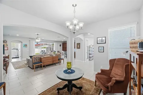 123 N Florida Avenue Tarpon Springs FL 34689