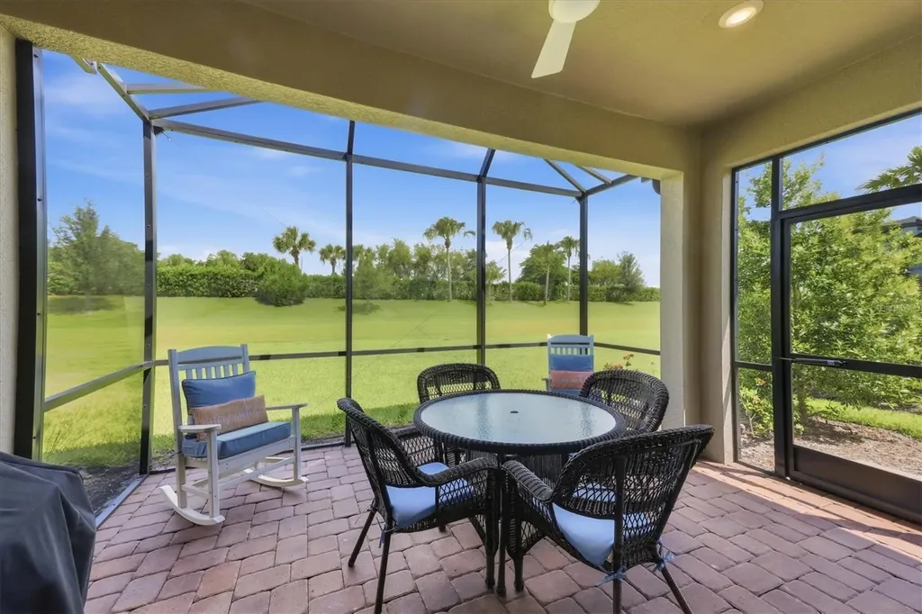 10068 Morning Mist Lane Sarasota FL 34241