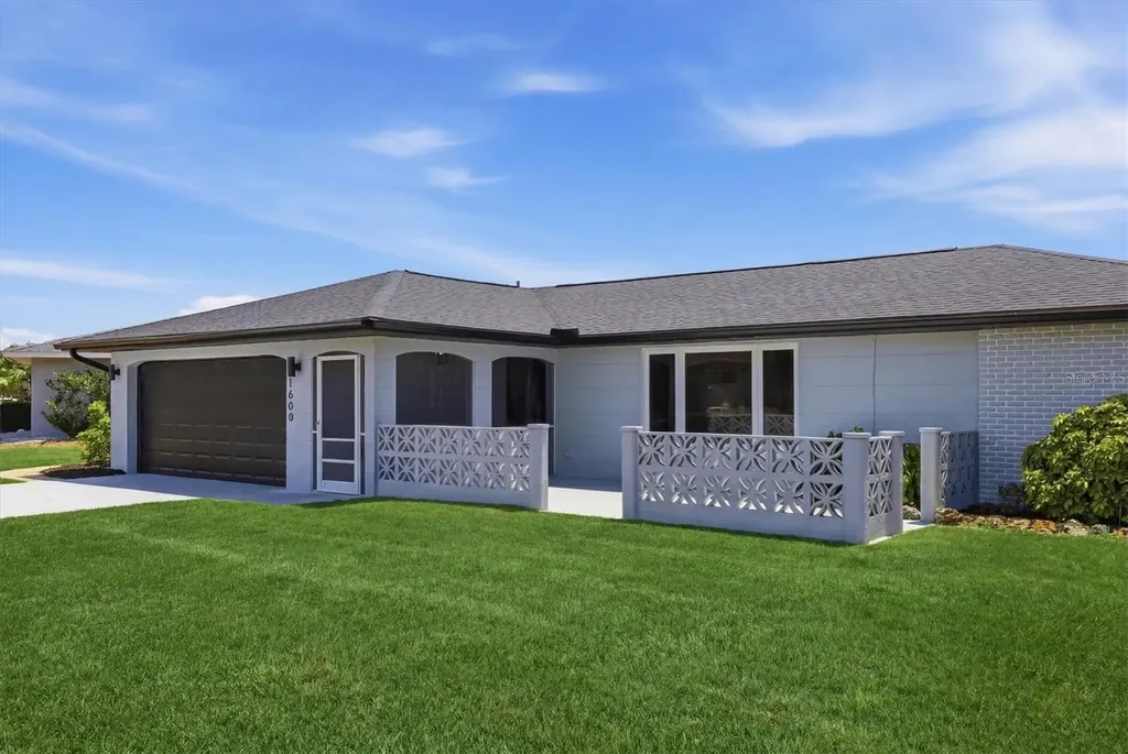 1600 Cypress Point Court Venice FL 34293