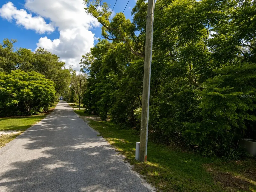 2980 N Sparkman Avenue Orange City FL 32763