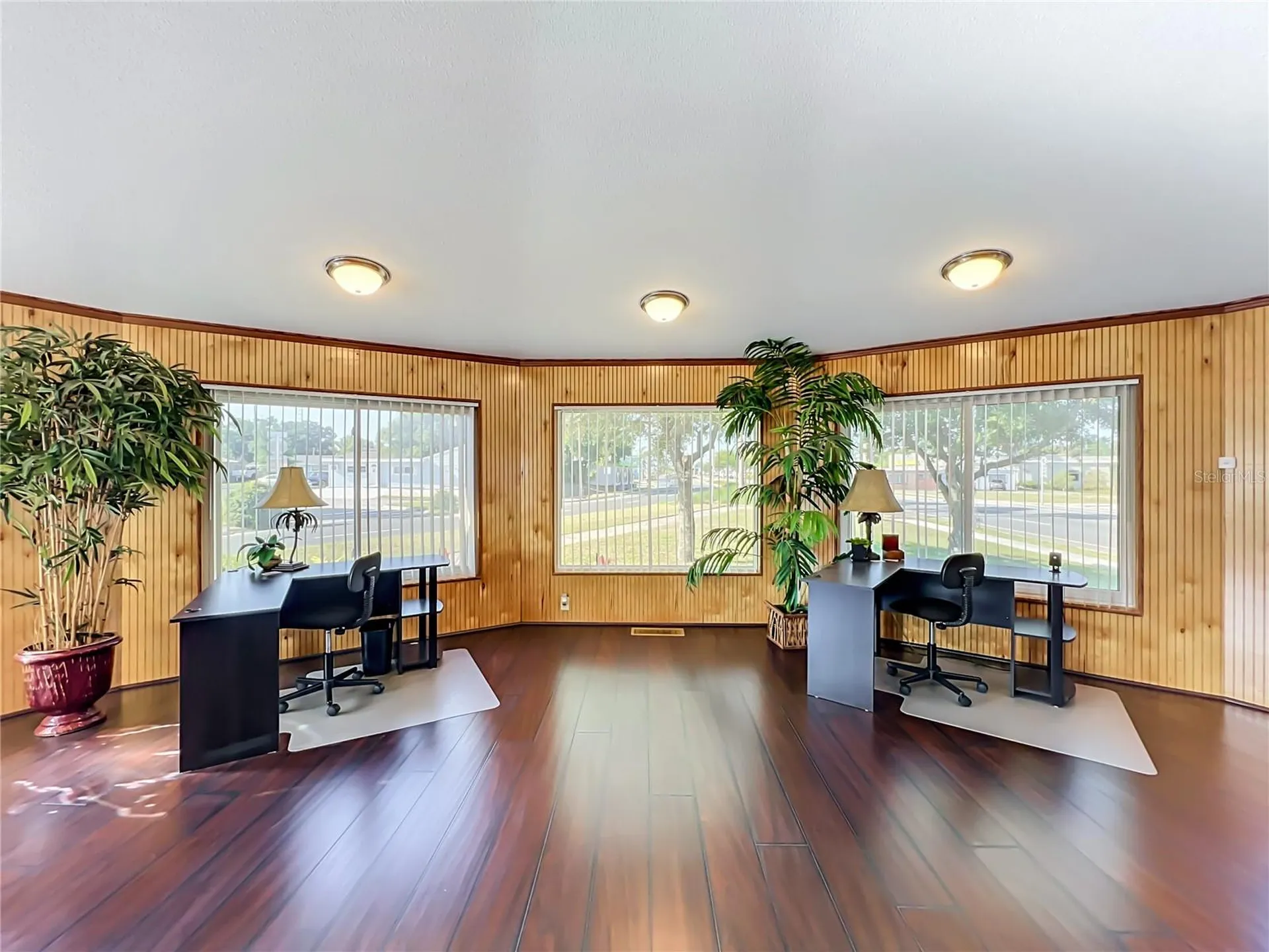 811 S Bay Street Eustis FL 32726