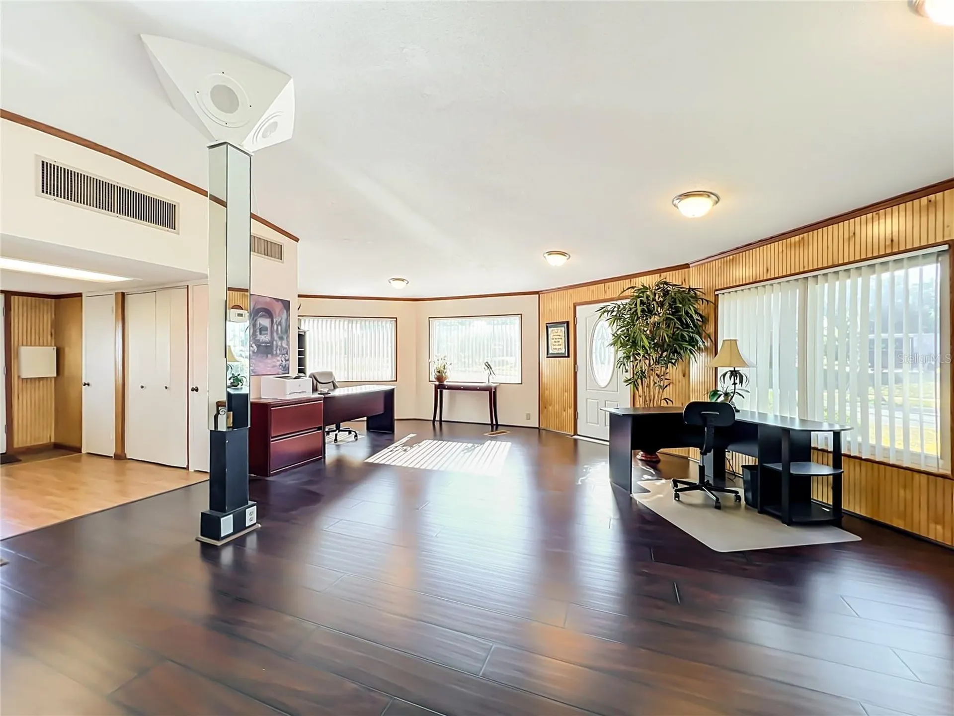 811 S Bay Street Eustis FL 32726
