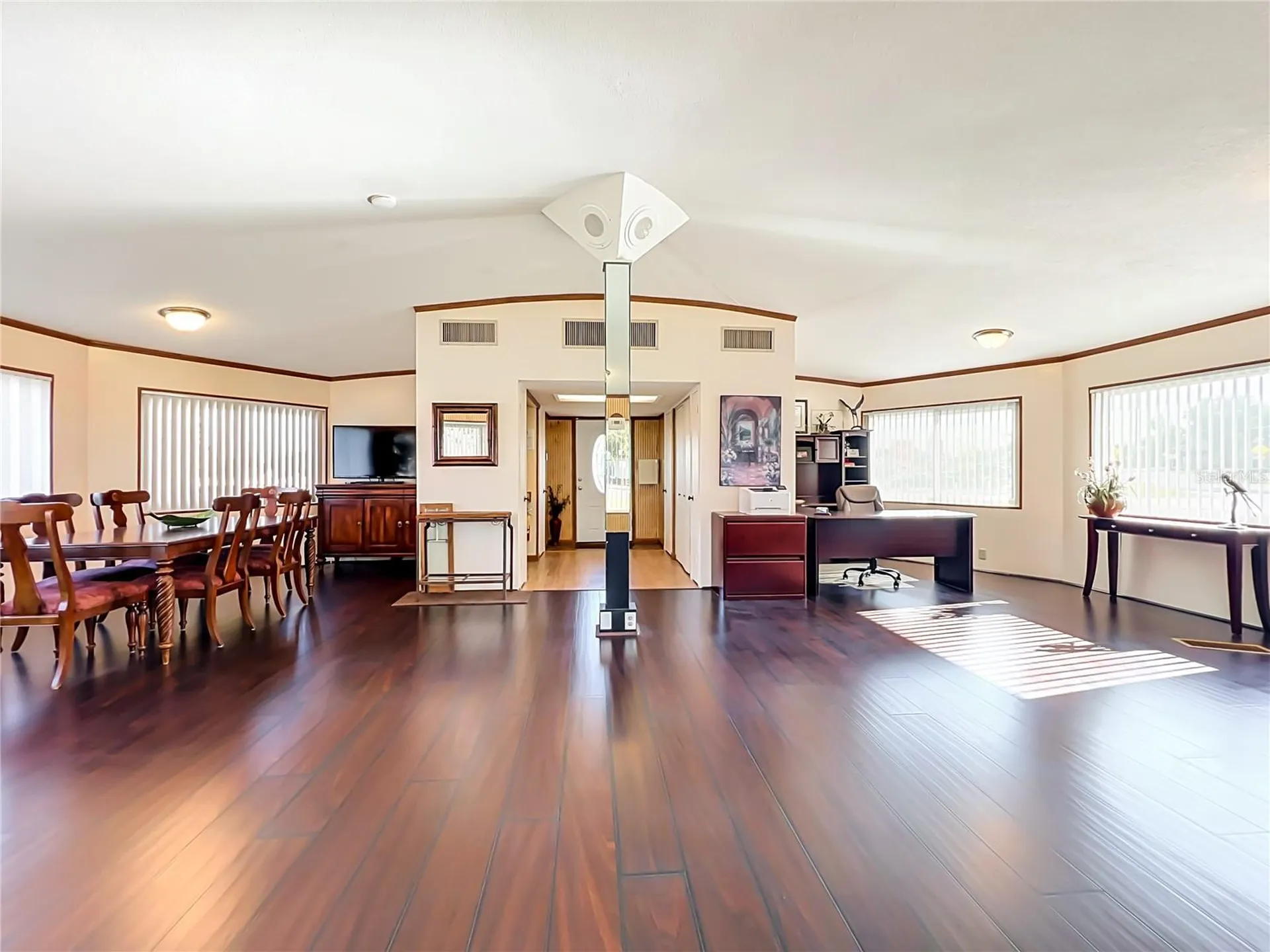 811 S Bay Street Eustis FL 32726