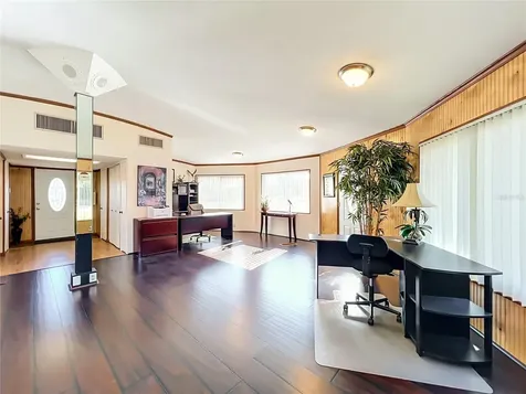 811 S Bay Street Eustis FL 32726