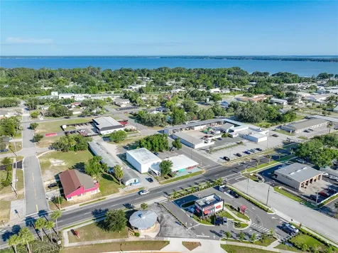 811 S Bay Street Eustis FL 32726