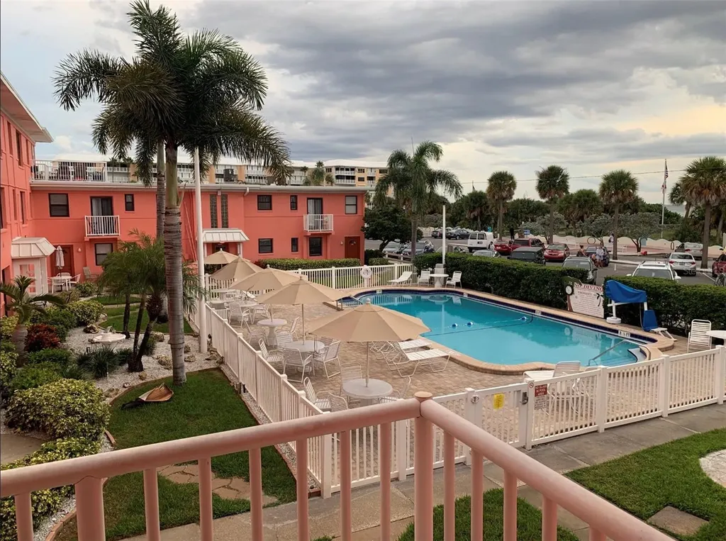 6800 Sunset Way St Pete Beach FL 33706