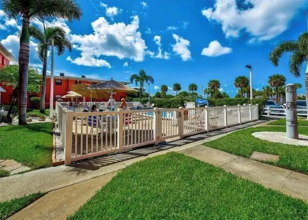 6800 Sunset Way St Pete Beach FL 33706