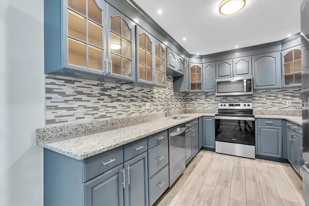 1966 Mckinley Street Clearwater FL 33765