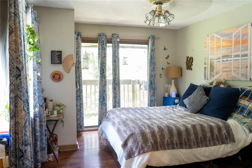 4365 Real Court Orlando FL 32808