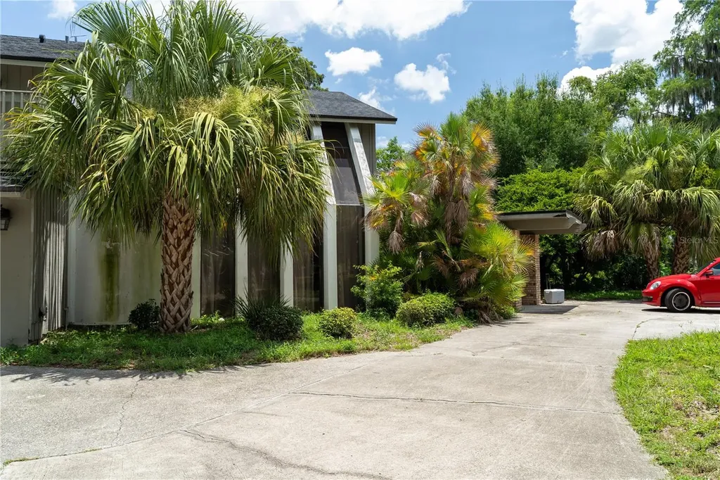 4365 Real Court Orlando FL 32808