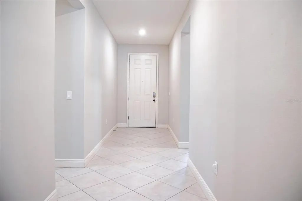 10452 Laguna Plains Drive Riverview FL 33578