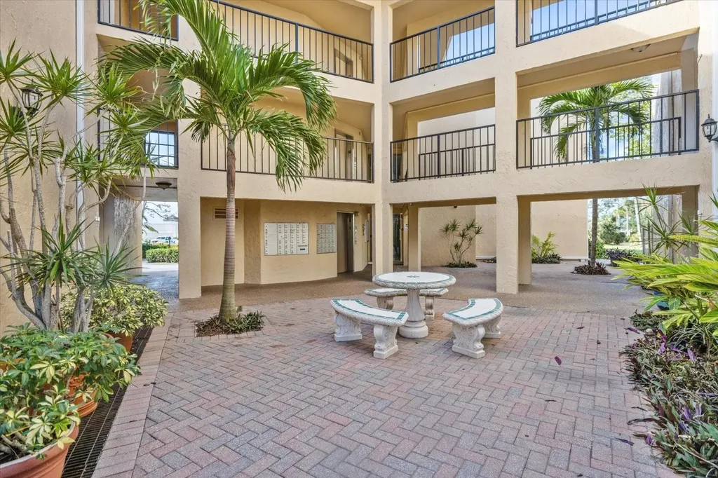 612 Bird Bay Drive S Venice FL 34285