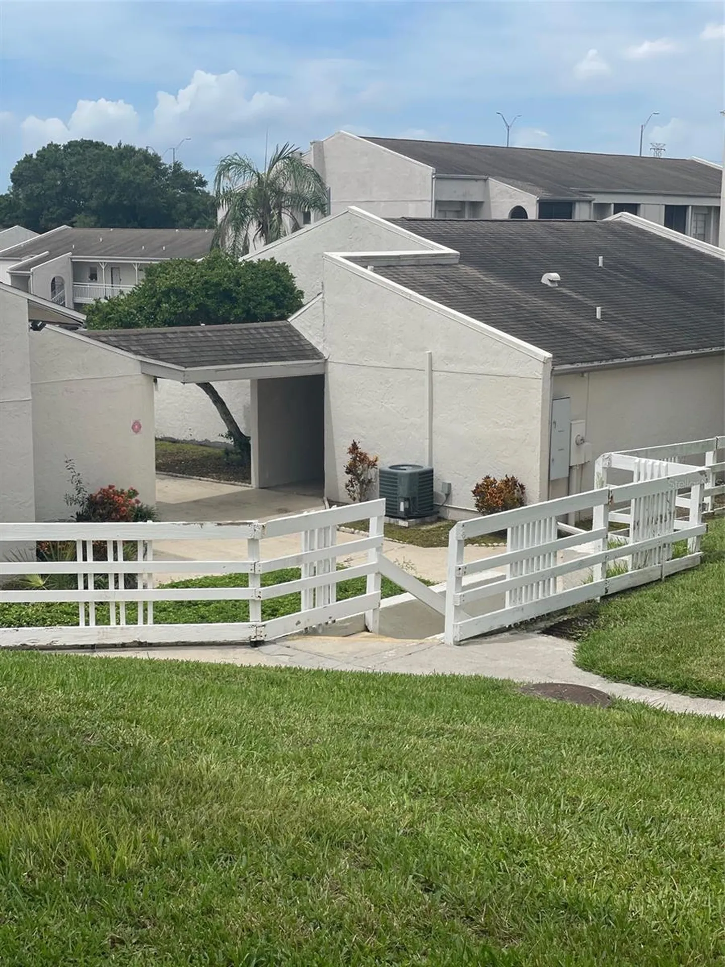 2625 State Road 590 Clearwater FL 33759
