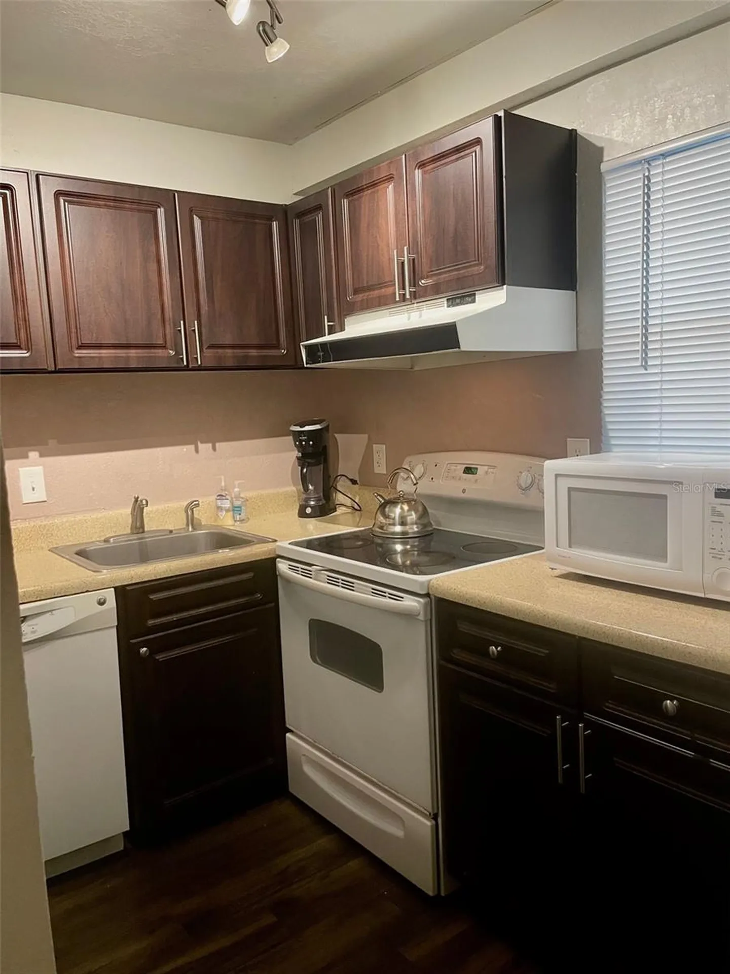 2625 State Road 590 Clearwater FL 33759