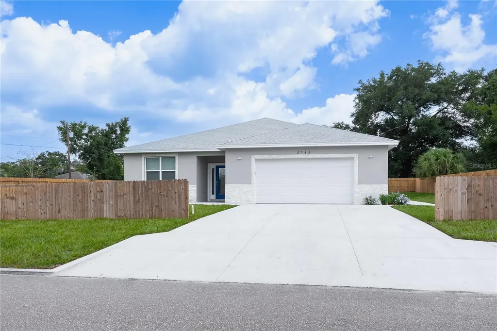4733 Abaca Street Orlando FL 32808
