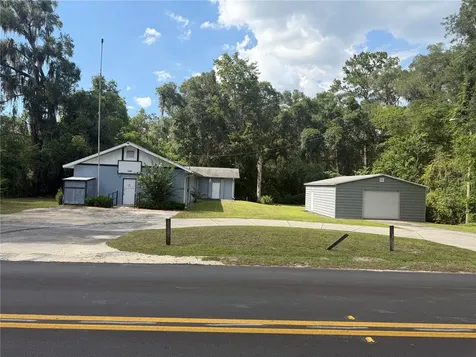 5561 NE 35th Street Silver Springs FL 34488