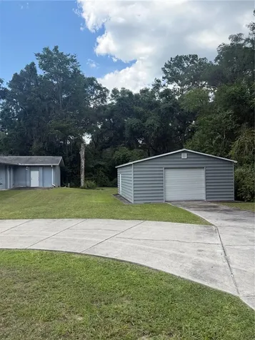 5561 NE 35th Street Silver Springs FL 34488