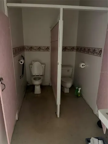 5561 NE 35th Street Silver Springs FL 34488