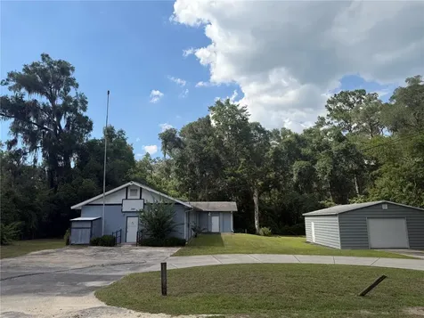 5561 NE 35th Street Silver Springs FL 34488