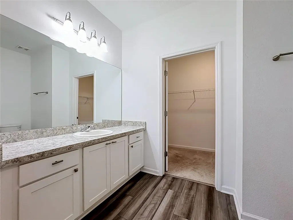 1349 Anchor Bend Drive Ruskin FL 33570