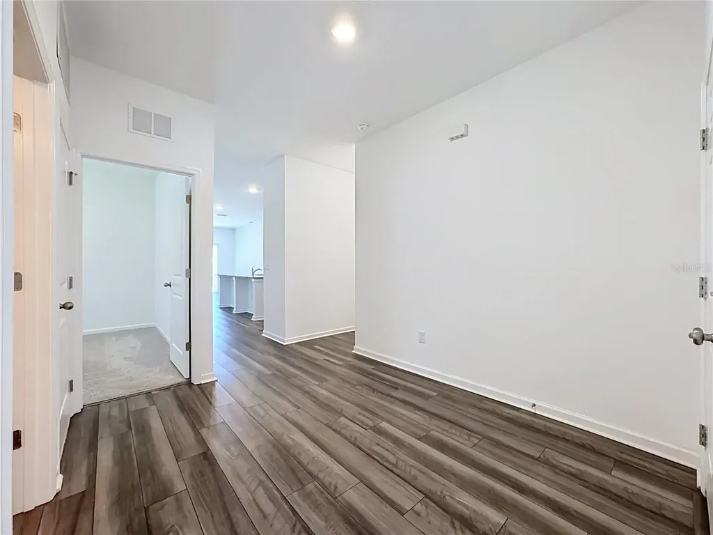 1349 Anchor Bend Drive Ruskin FL 33570