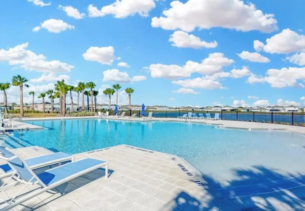 1349 Anchor Bend Drive Ruskin FL 33570