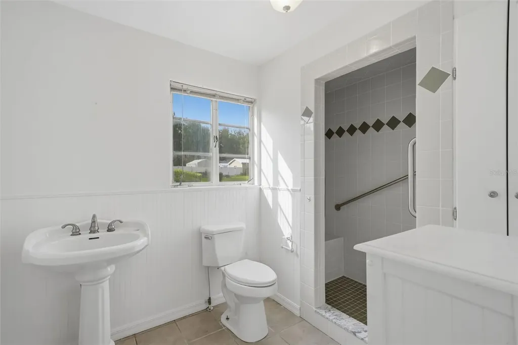 530 N Ridge Avenue Lake Alfred FL 33850
