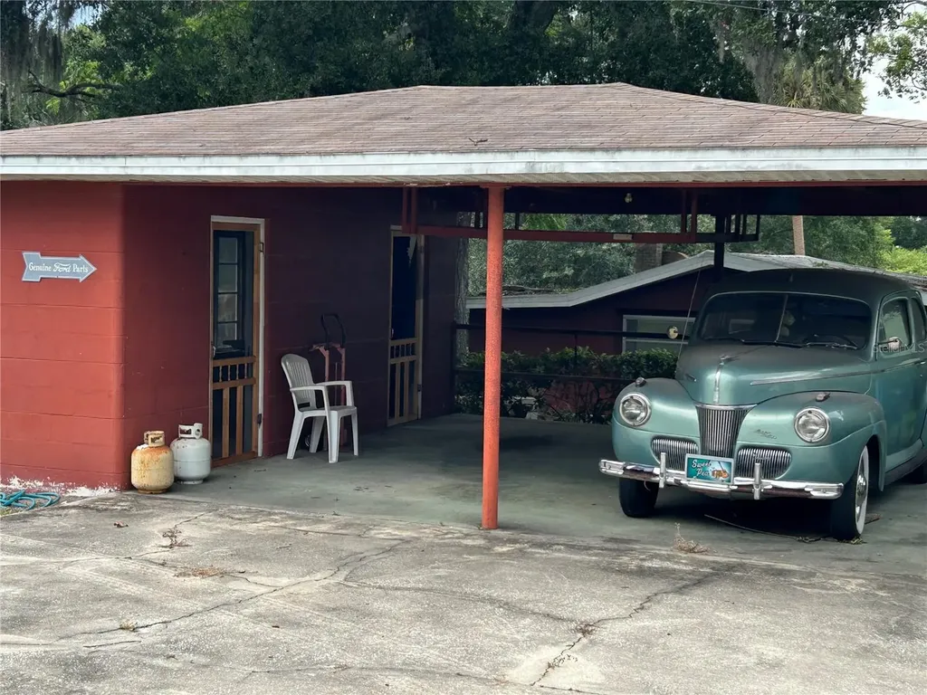 530 N Ridge Avenue Lake Alfred FL 33850