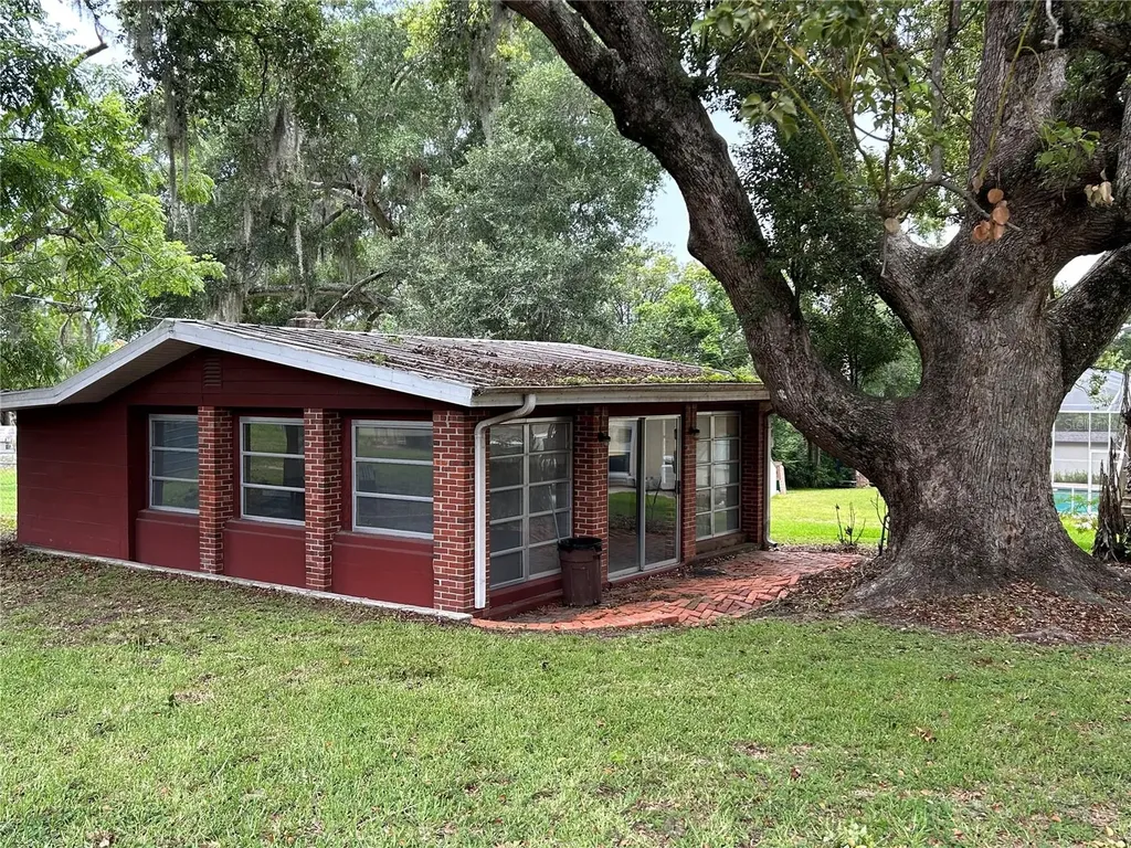 530 N Ridge Avenue Lake Alfred FL 33850