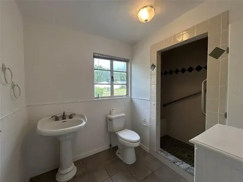 530 N Ridge Avenue Lake Alfred FL 33850