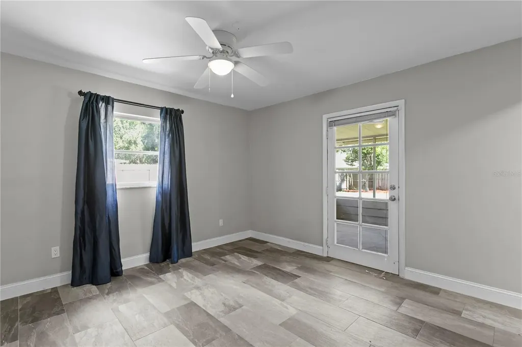 6928 Greenhill Place Tampa FL 33617