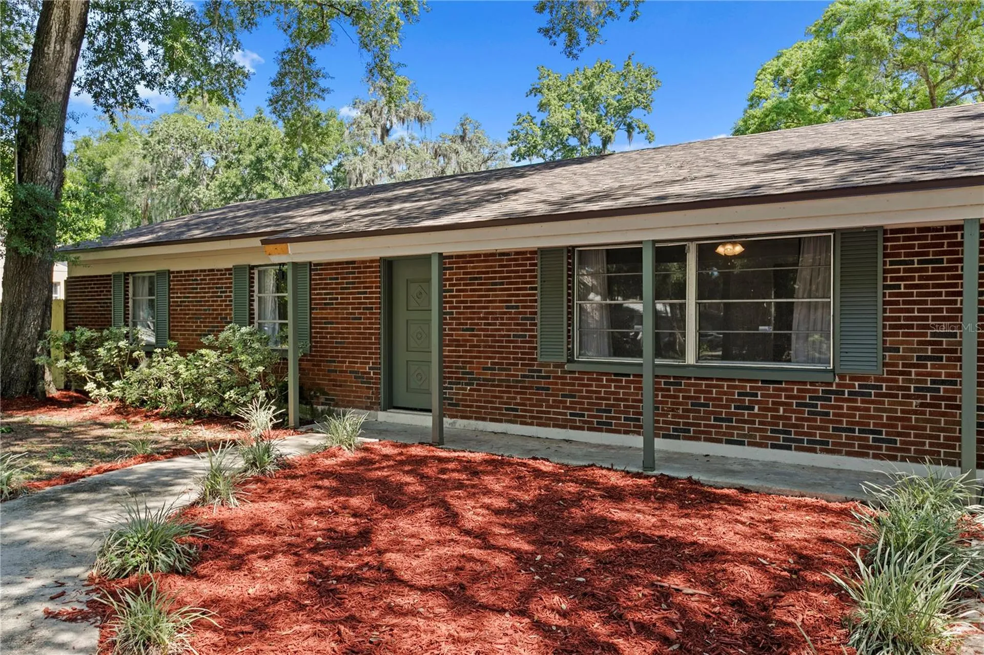 6928 Greenhill Place Tampa FL 33617