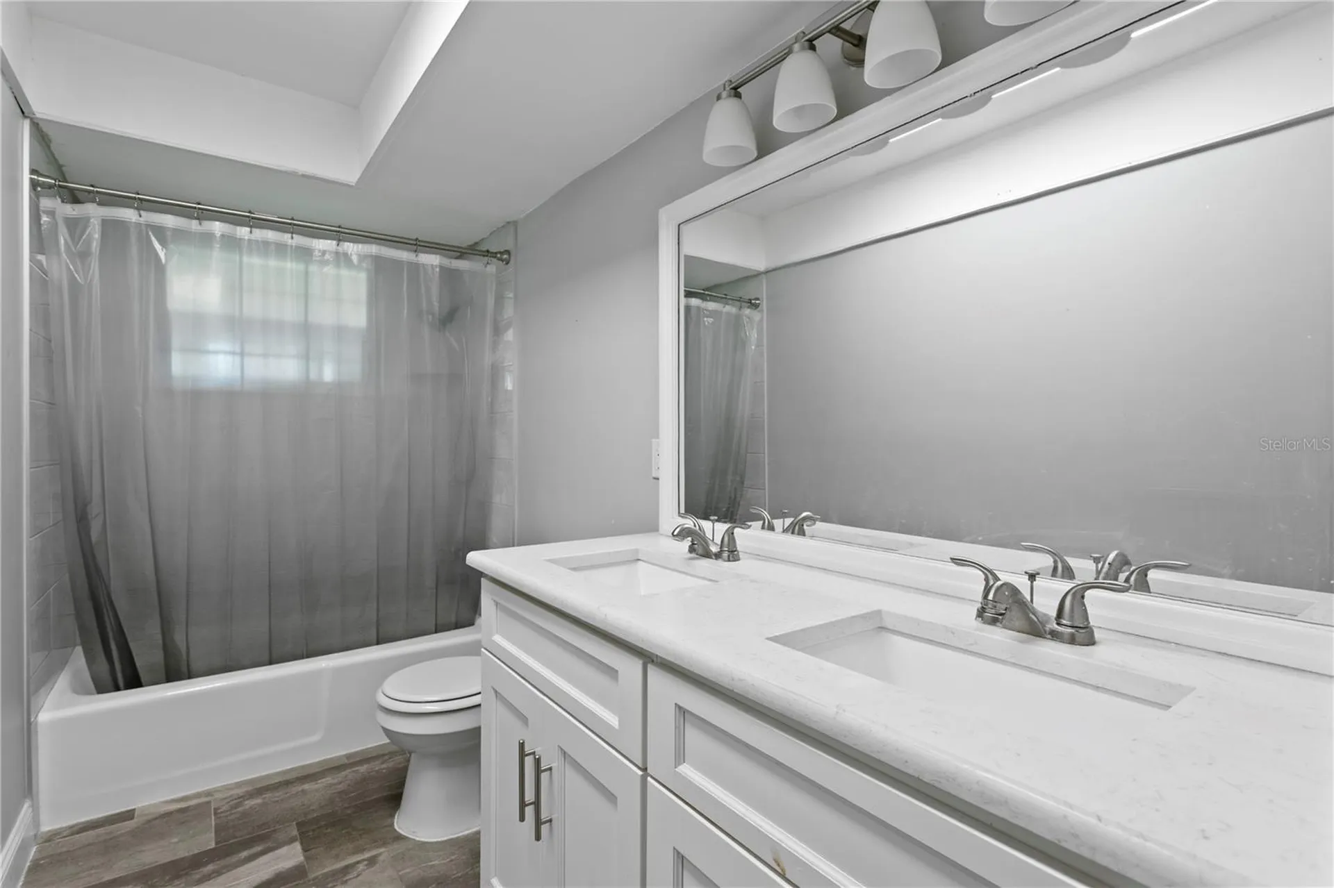 6928 Greenhill Place Tampa FL 33617