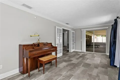 6928 Greenhill Place Tampa FL 33617