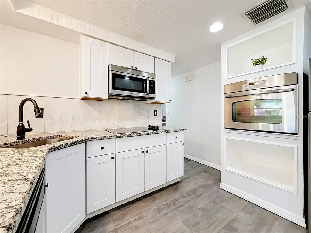 2019 Hess Drive Holiday FL 34691