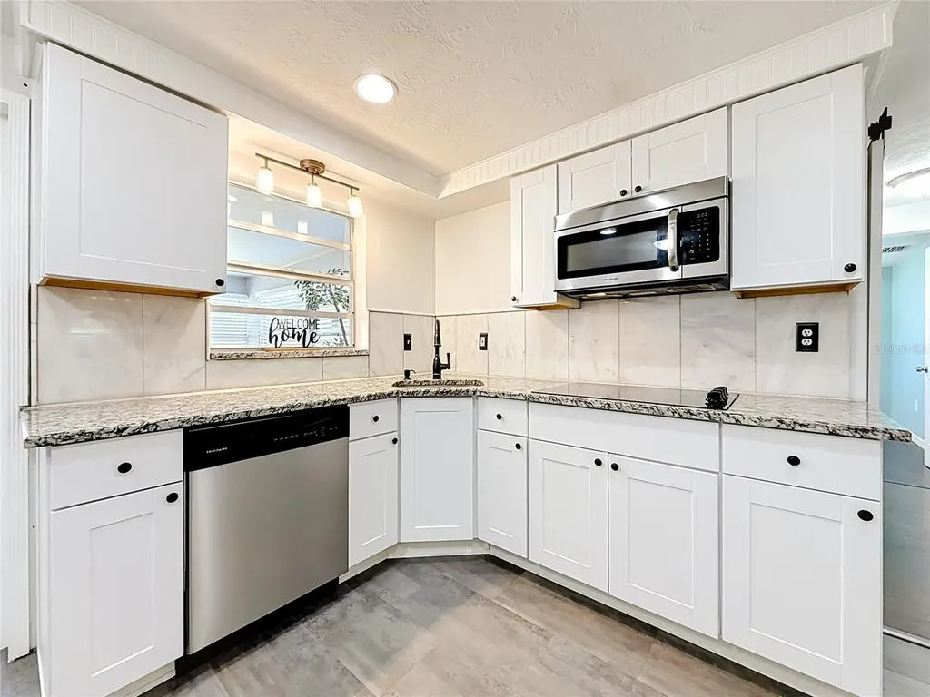 2019 Hess Drive Holiday FL 34691