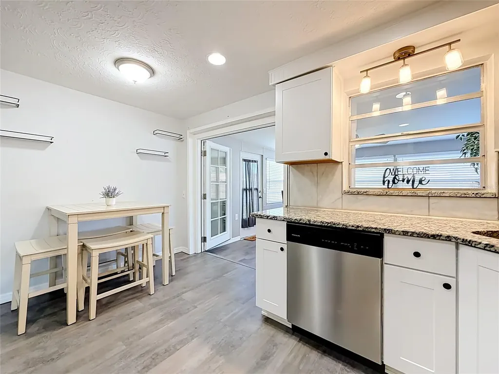 2019 Hess Drive Holiday FL 34691