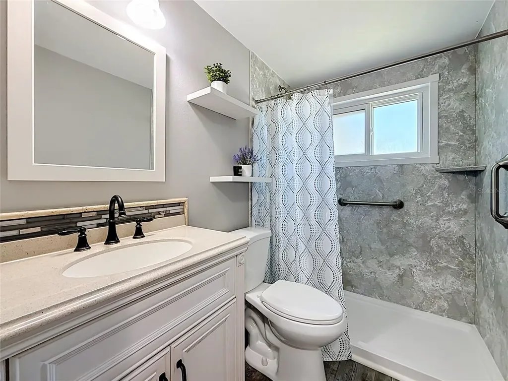 2019 Hess Drive Holiday FL 34691