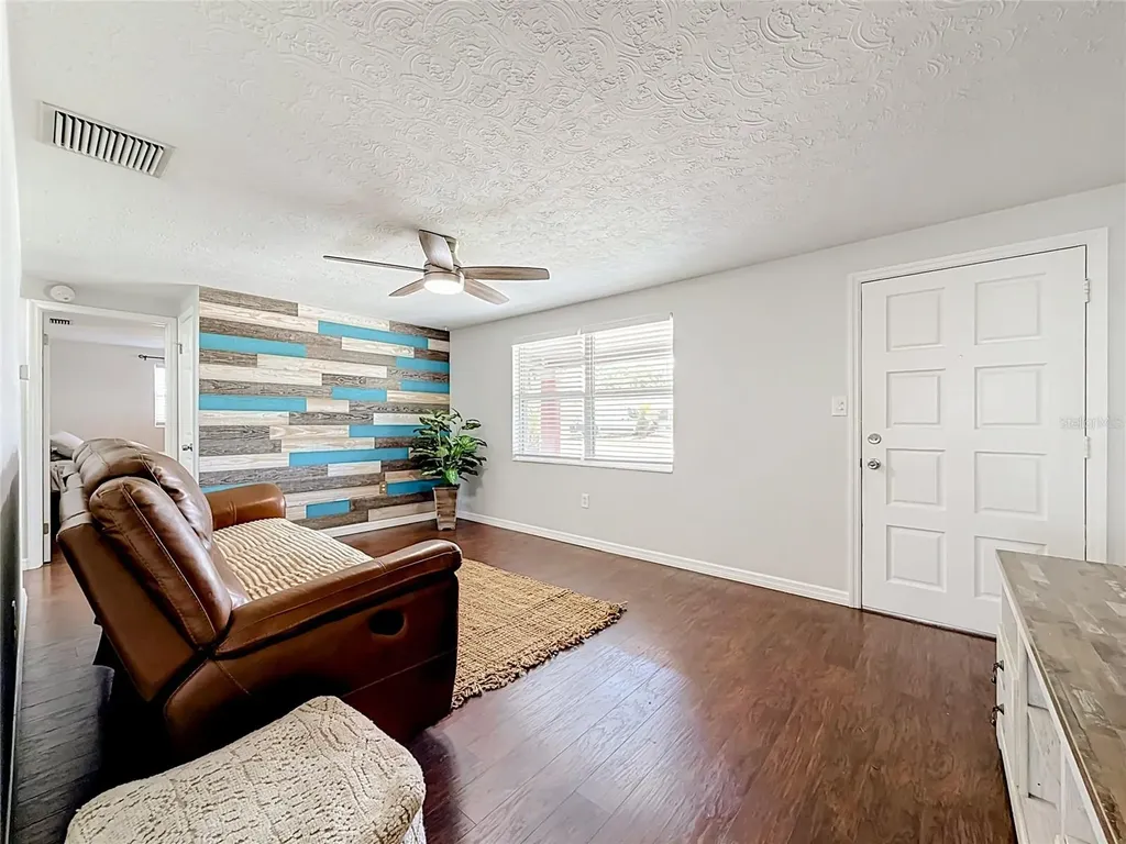 2019 Hess Drive Holiday FL 34691