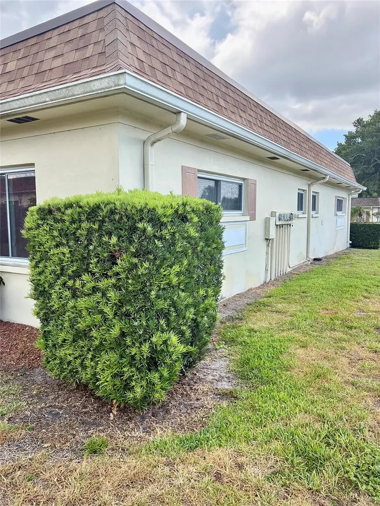 1674 S Lake Avenue Clearwater FL 33756