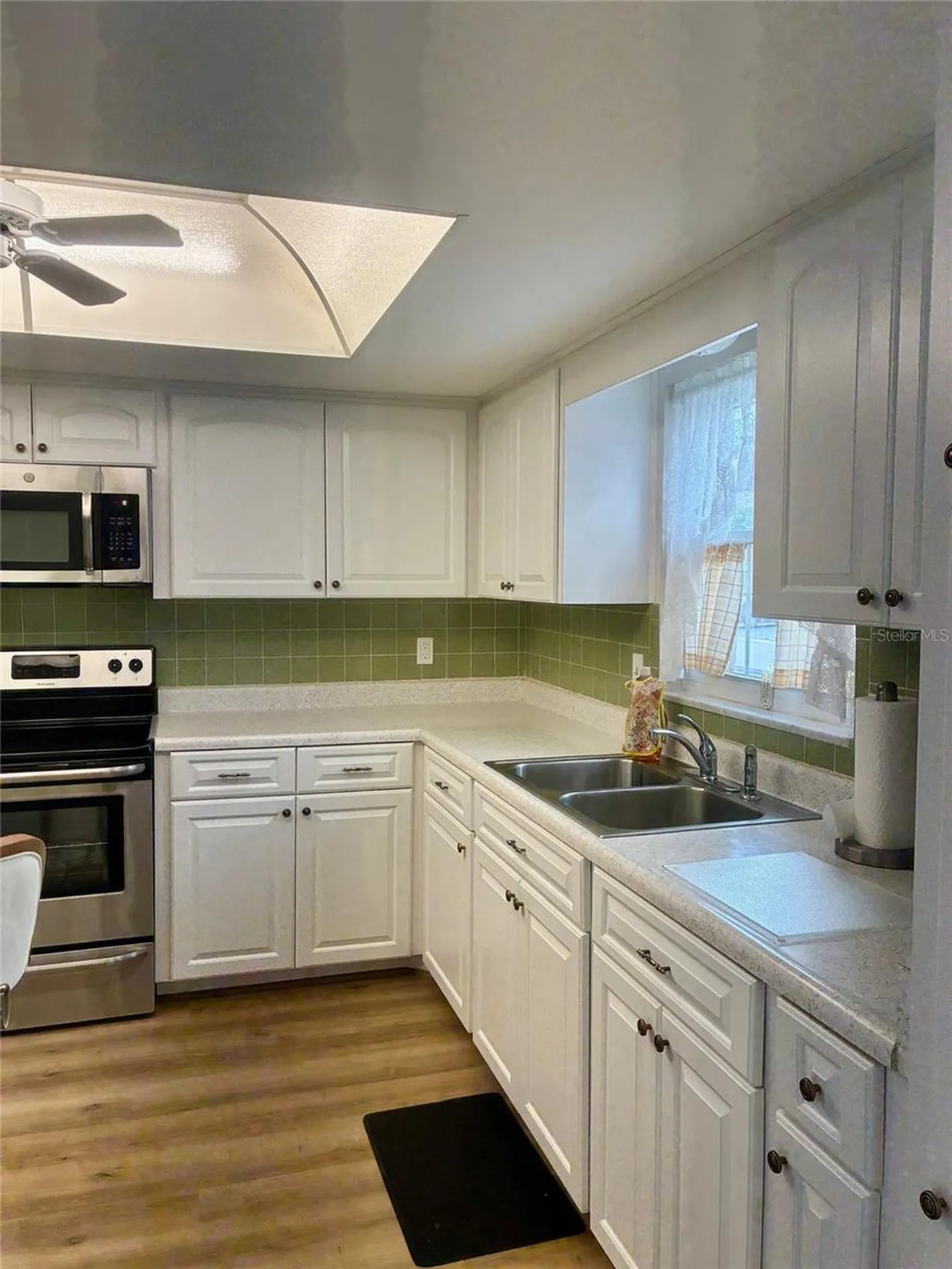 1674 S Lake Avenue Clearwater FL 33756