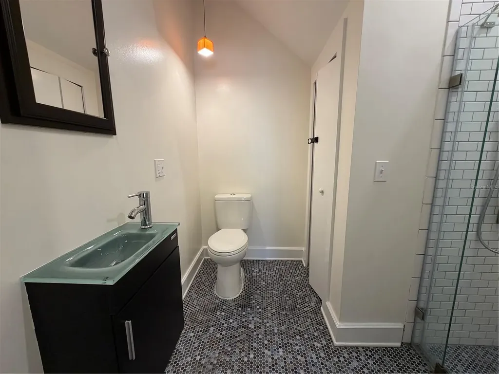 1204 E Ellicott Street Tampa FL 33603