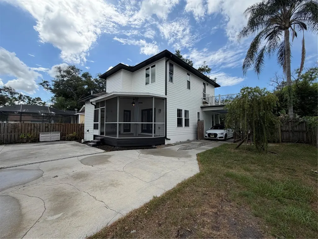 1204 E Ellicott Street Tampa FL 33603