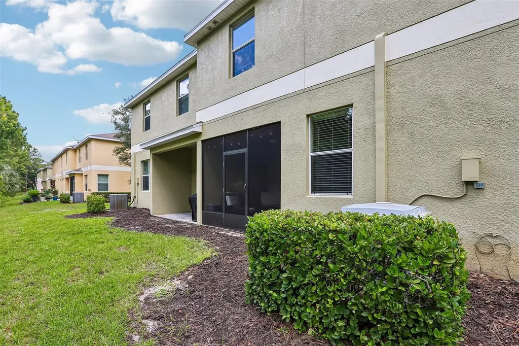 20306 Starfinder Way Tampa FL 33647