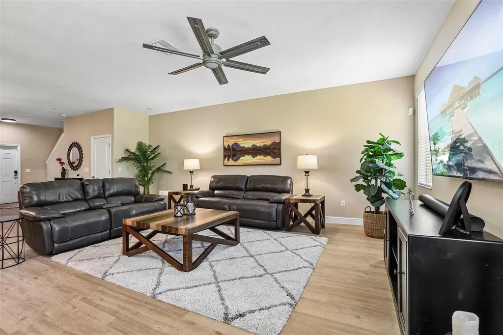 20306 Starfinder Way Tampa FL 33647